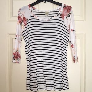 Small Floral & Stripes Raglan Top